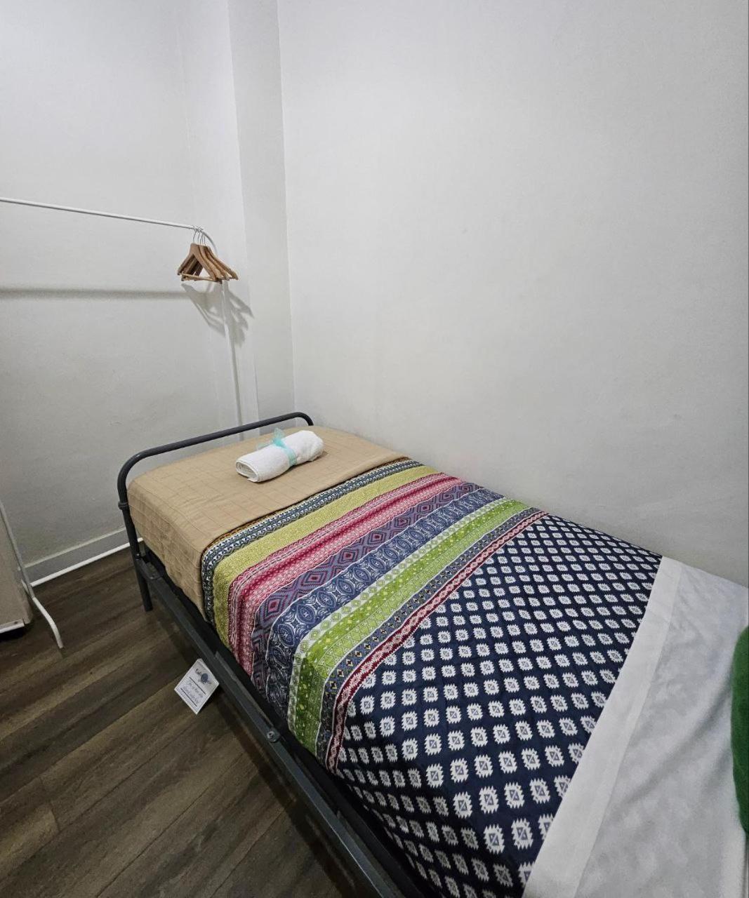 Family Flat Near Ramblas Bcn 5 Rooms Barcellona Esterno foto